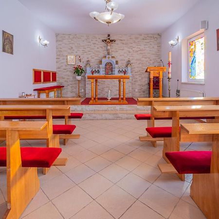 Nadmorski Dom Rekolekcyjny Мжежино Экстерьер фото